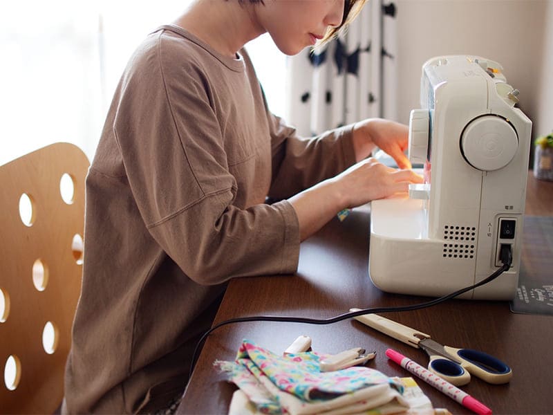 家庭用ミシンを使ったソーイングイメージ